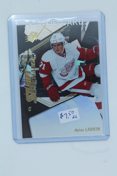 Dylan Larkin 2015-16 SPX - Shift Change Rookie Card