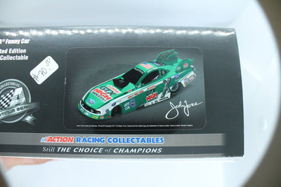 John Force Castrol 2011 Mustang Funny Car 1:24 Diecast