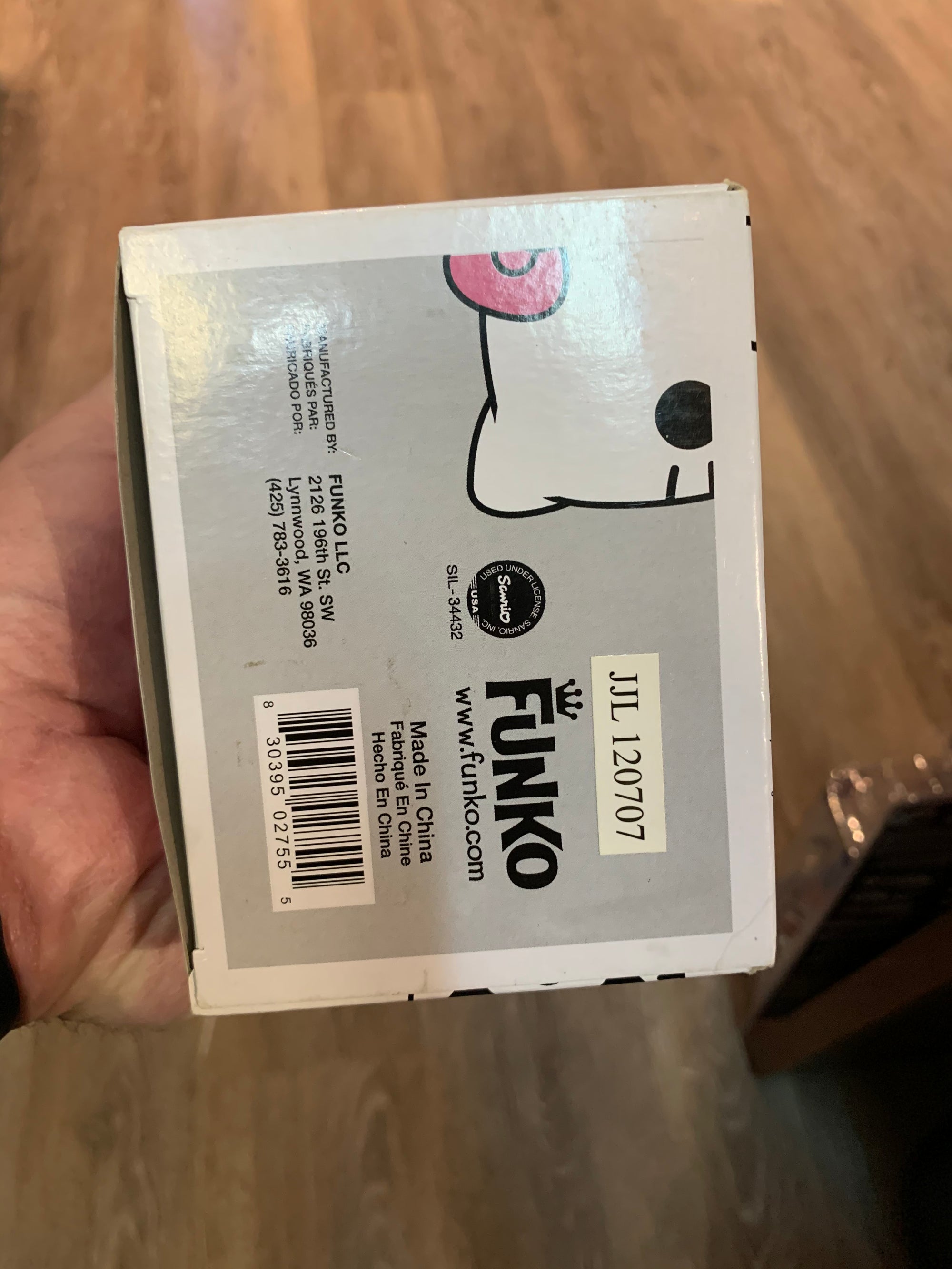 Funko Pop Hello Kitty #01 - Damaged Box