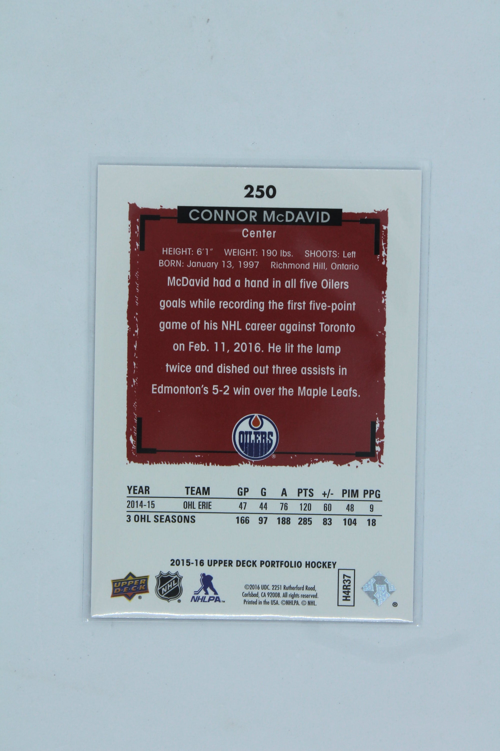 Connor McDavid 2015-16 Upper Deck Portfolio Rookie Card