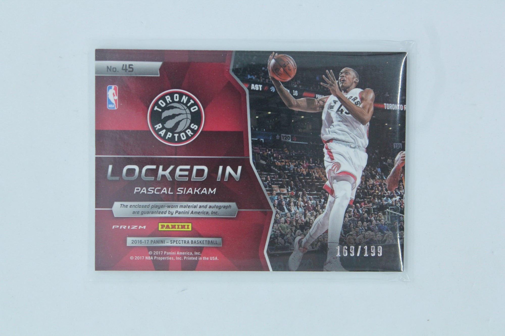 2016-17 Panini Spectra - Locked In Autographed Memorabilia - #45 Pascal Siakam #169/199