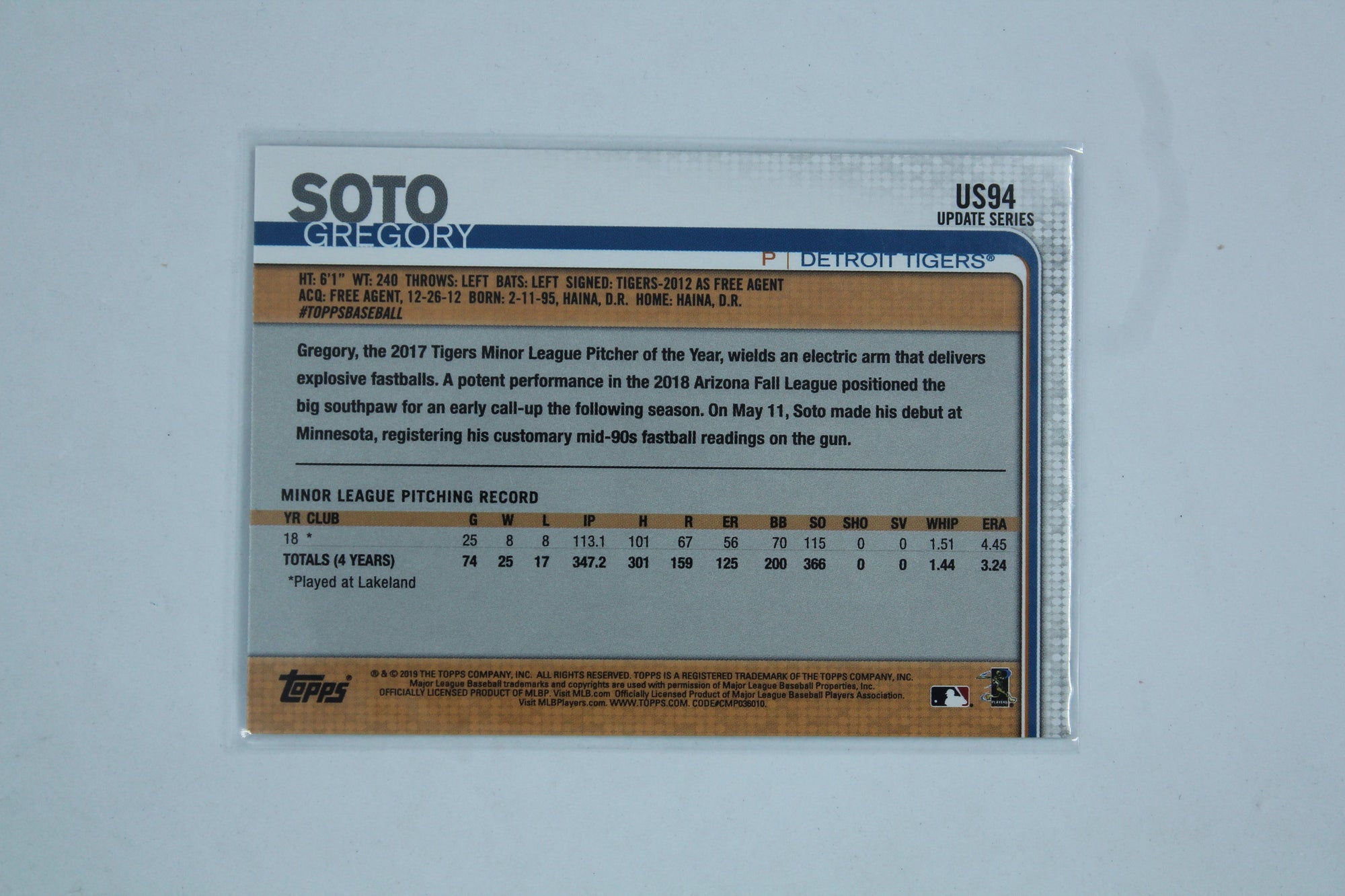 Gregory Soto 2019 Topps Update Series - Rainbow Foil Rookie Card