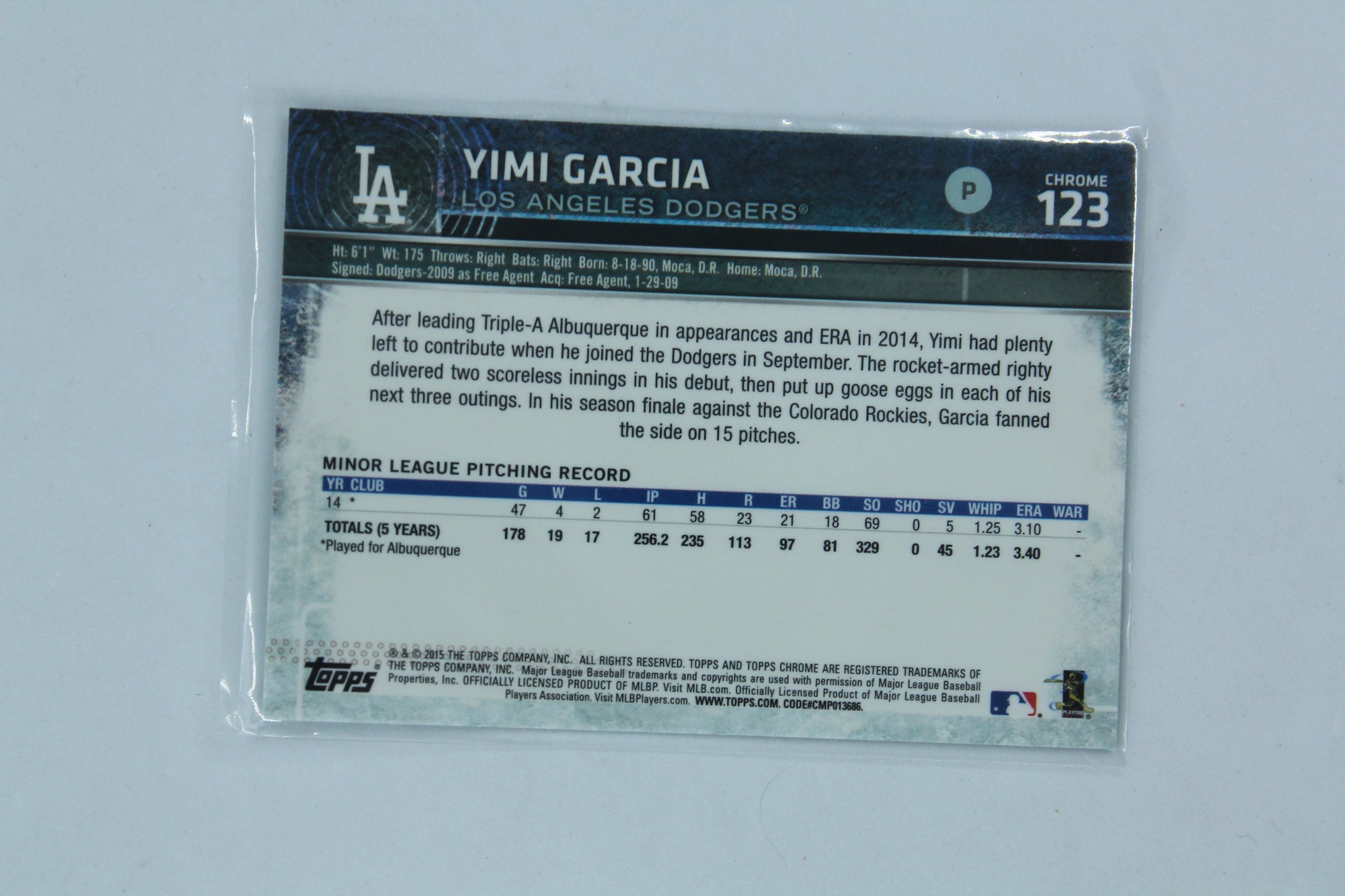 Yimi Garcia 2015 Topps Chrome Prism Refractor Rookie Card