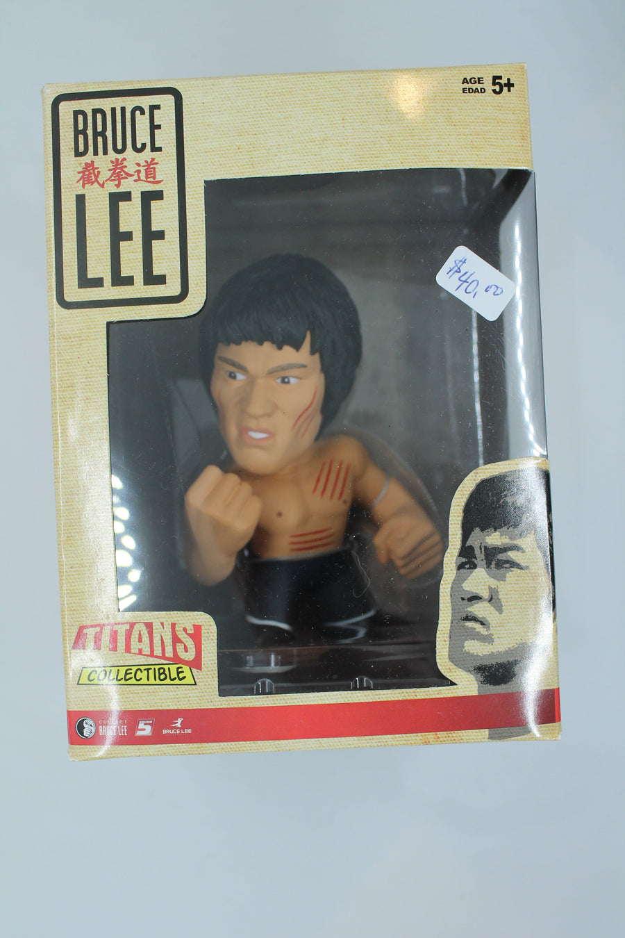 Bruce Lee Round 5 Titan Collectible Figure - No Shirt with Scratches