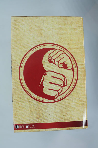 Bruce Lee Round 5 Titan Collectible Figure - No Shirt with Scratches