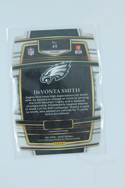 DeVonta Smith 2021 Panini Select Red and Yellow Prizm Die-Cut Rookie Card