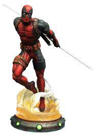Marvel Legends Deadpool 2 PVC Diorama Gallery Diamond Select Figure (some box damage-see pics)