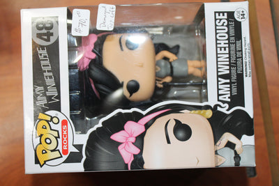 Funko POP Rocks Amy Winehouse #48 (slight damage-see pictures)