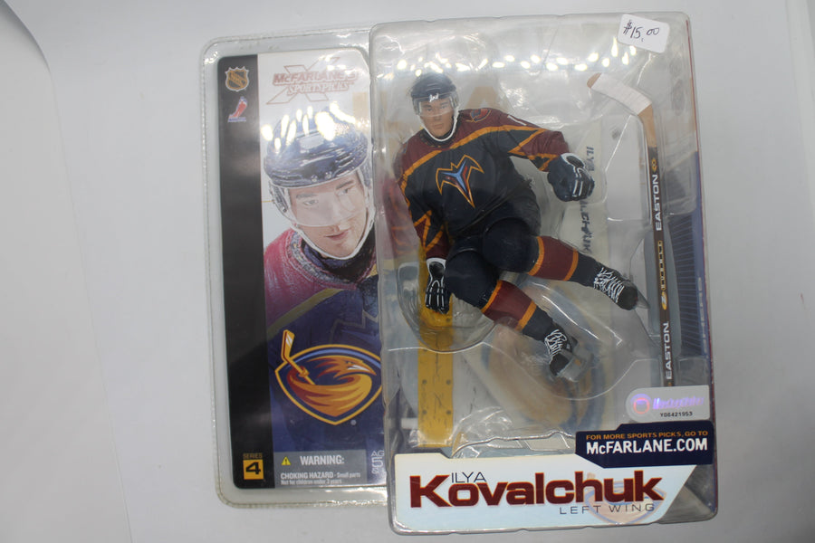Ilya Kovalchuk McFarlane Series 4  - Atlanta Thrashers (2002) - Yellowing Clamshell