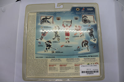 Patrick Roy McFarlane Series 6 (Colorado Avalanche) - Yellowed Clamshell