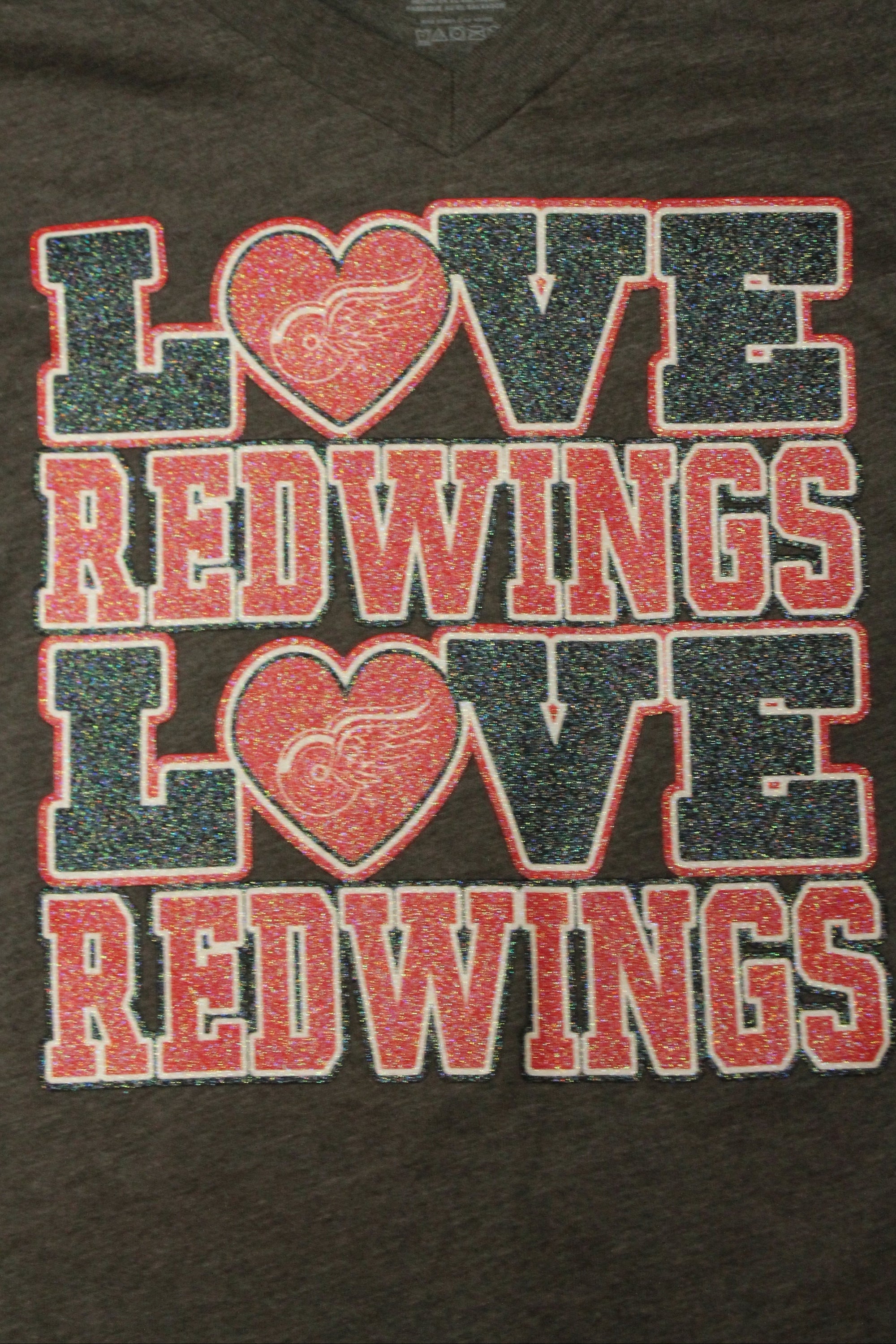 NHL Detroit Red Wings "Love" Youth Girl's Tee