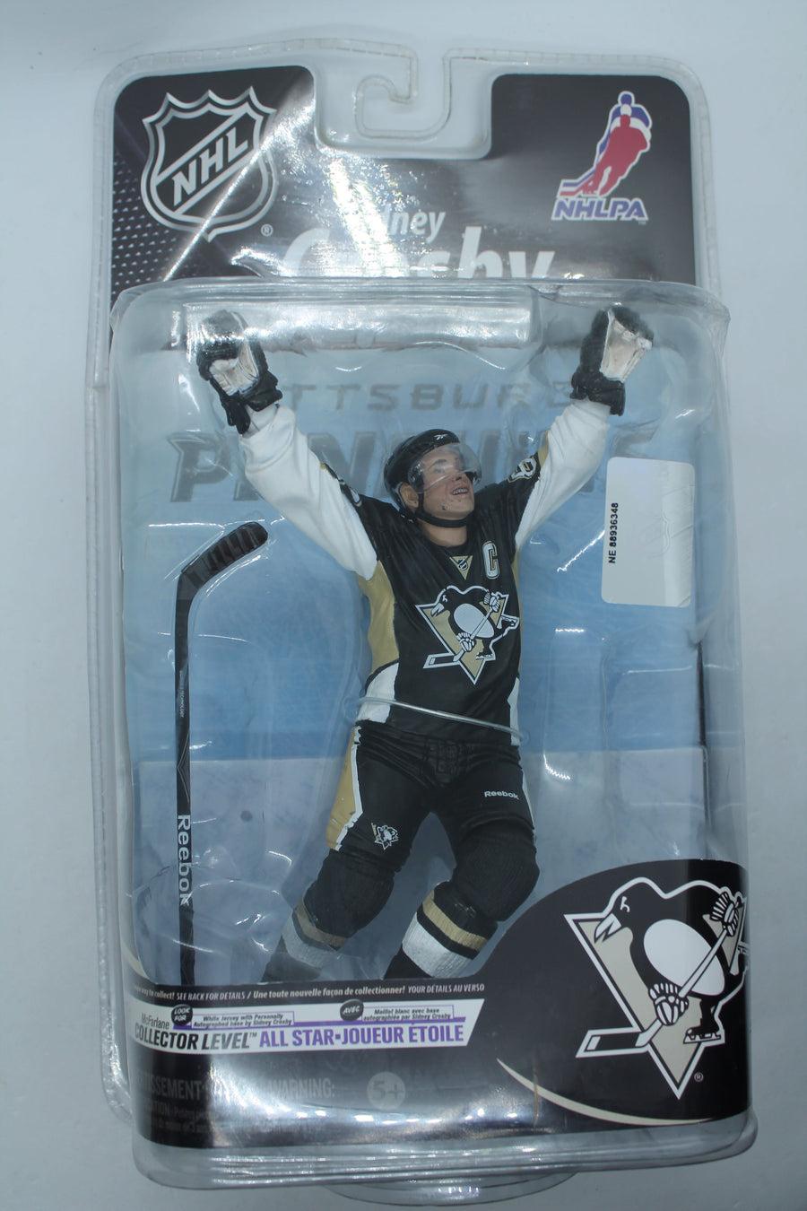 Sidney Crosby Series 25 Mcfarlane - Pittsburgh Penguins - (bend in top of clamshell)