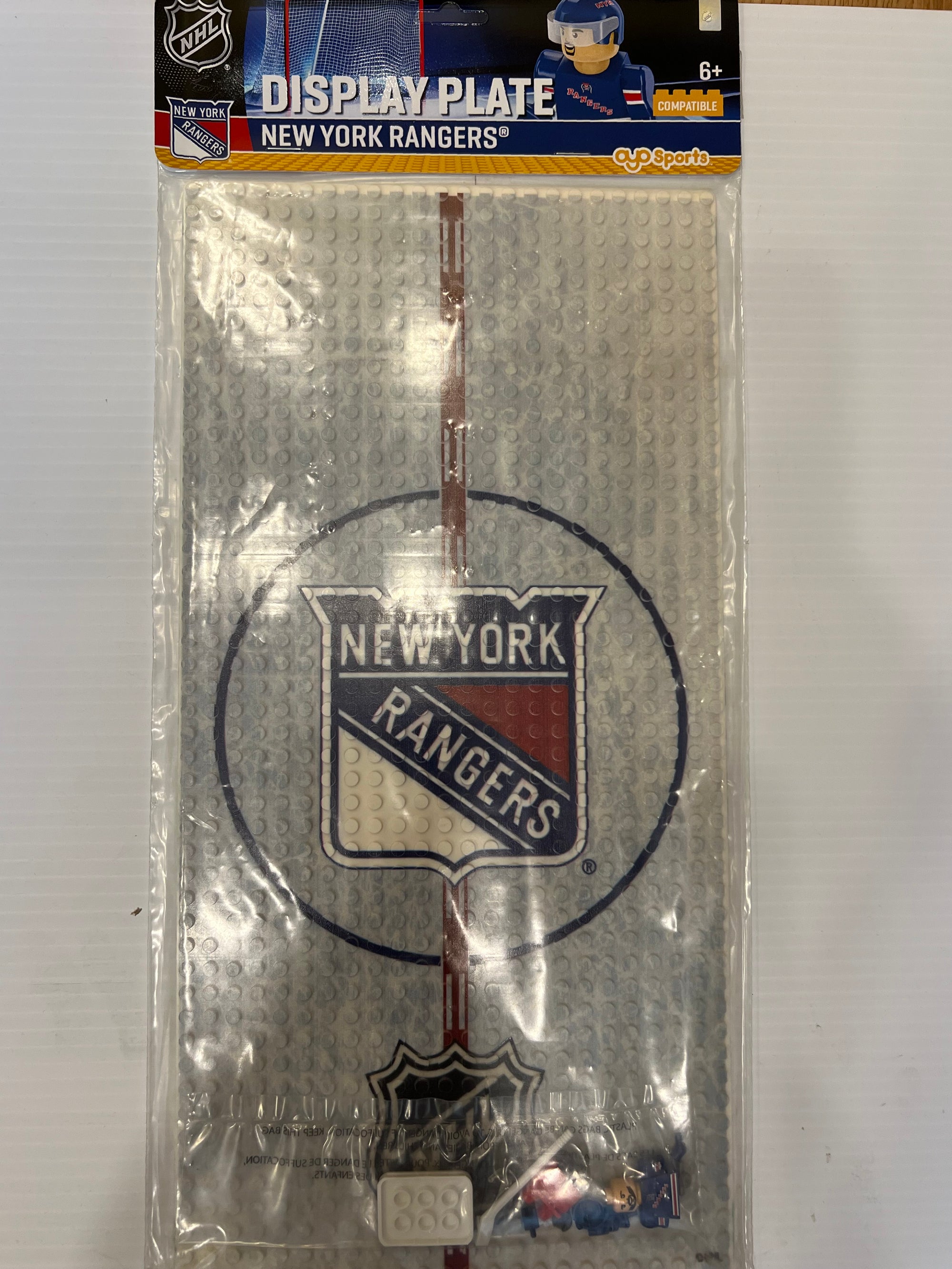 NHL New York Rangers OYO Sports Display Plate with figure