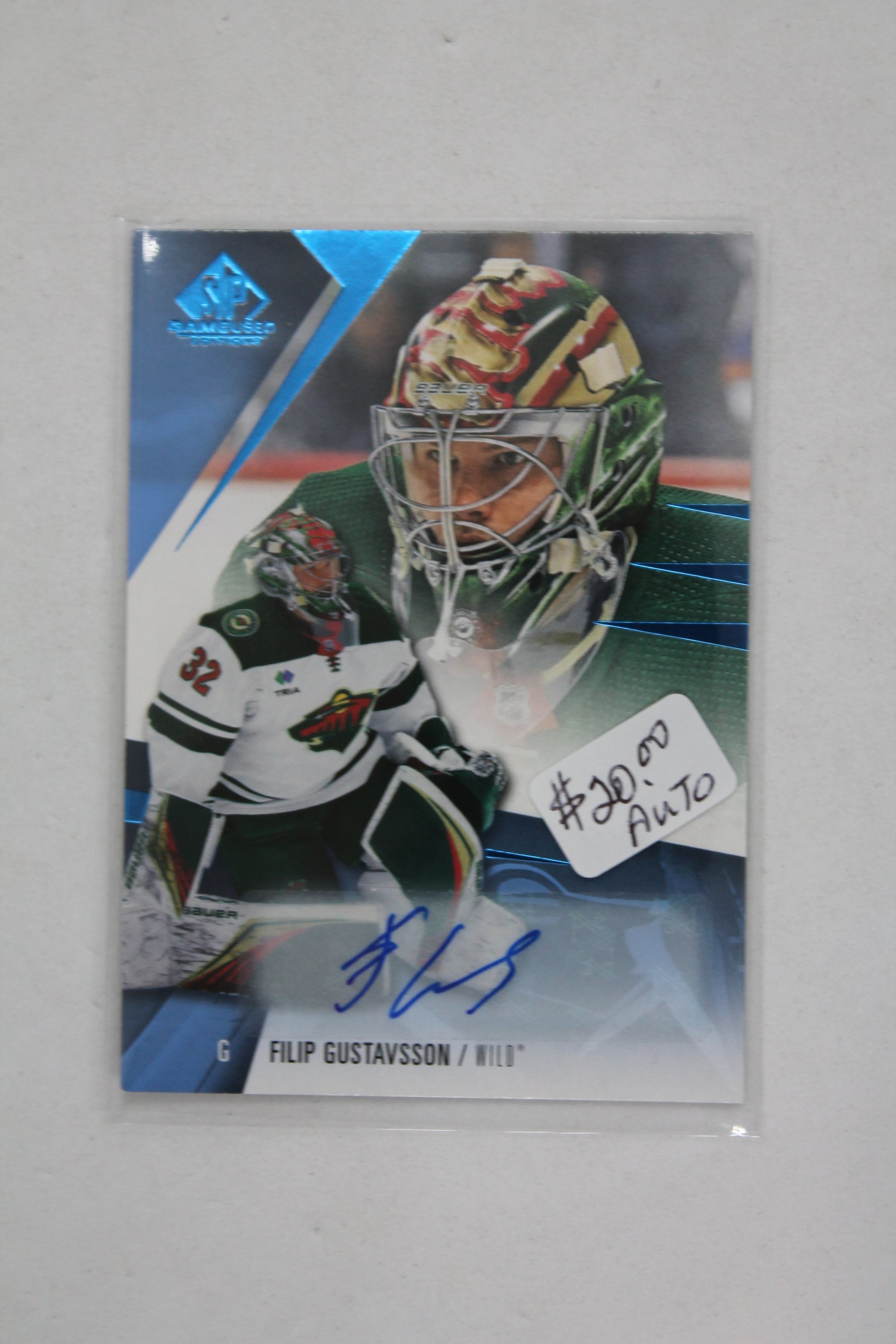 Filip Gustavsson 2023-24 Upper Deck SP Game Used - Autographs  Autographed Card