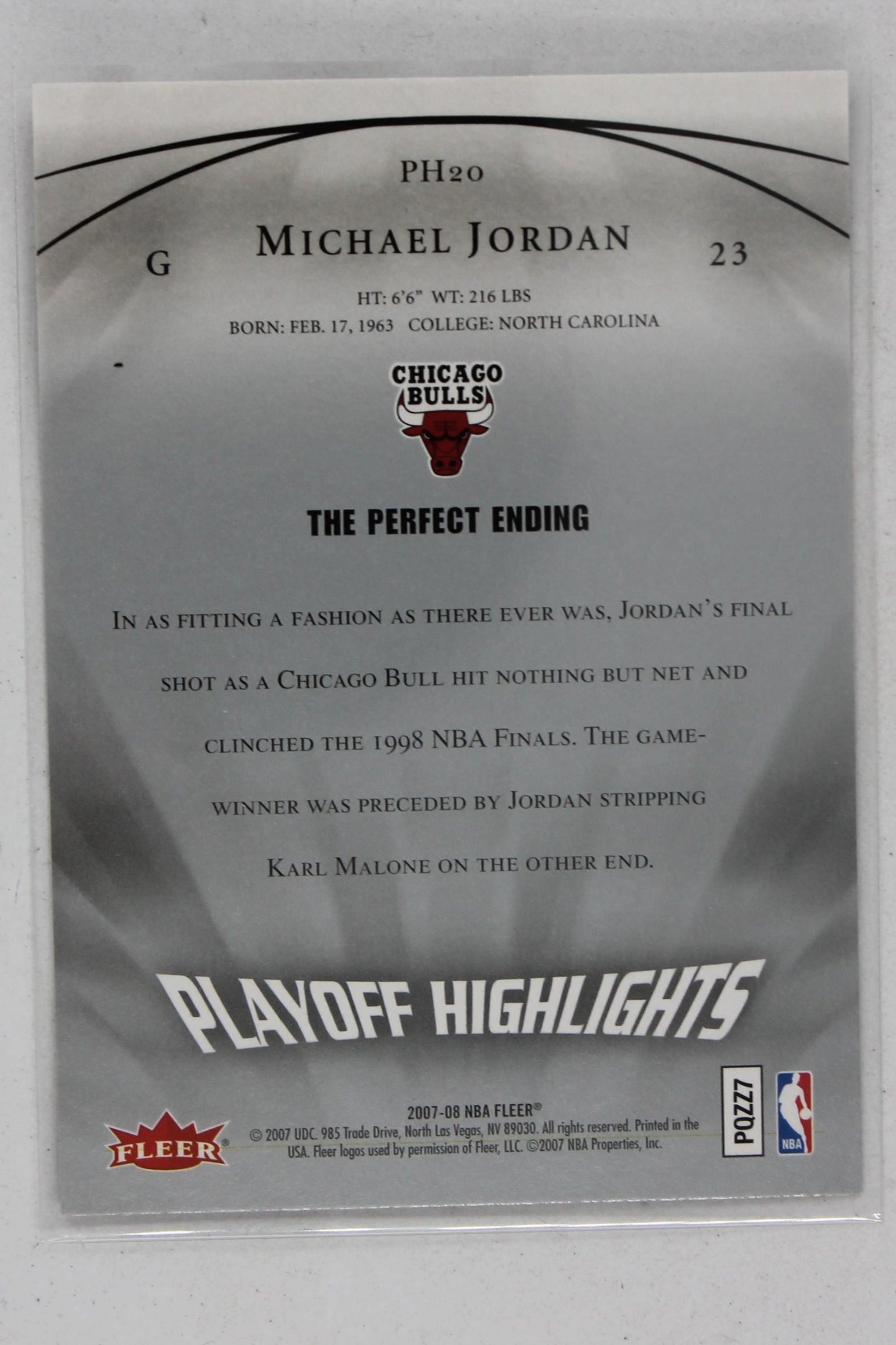 Michael Jordan 2007-08 Fleer Michael Jordan - Box Set Playoff Highlights #PH20