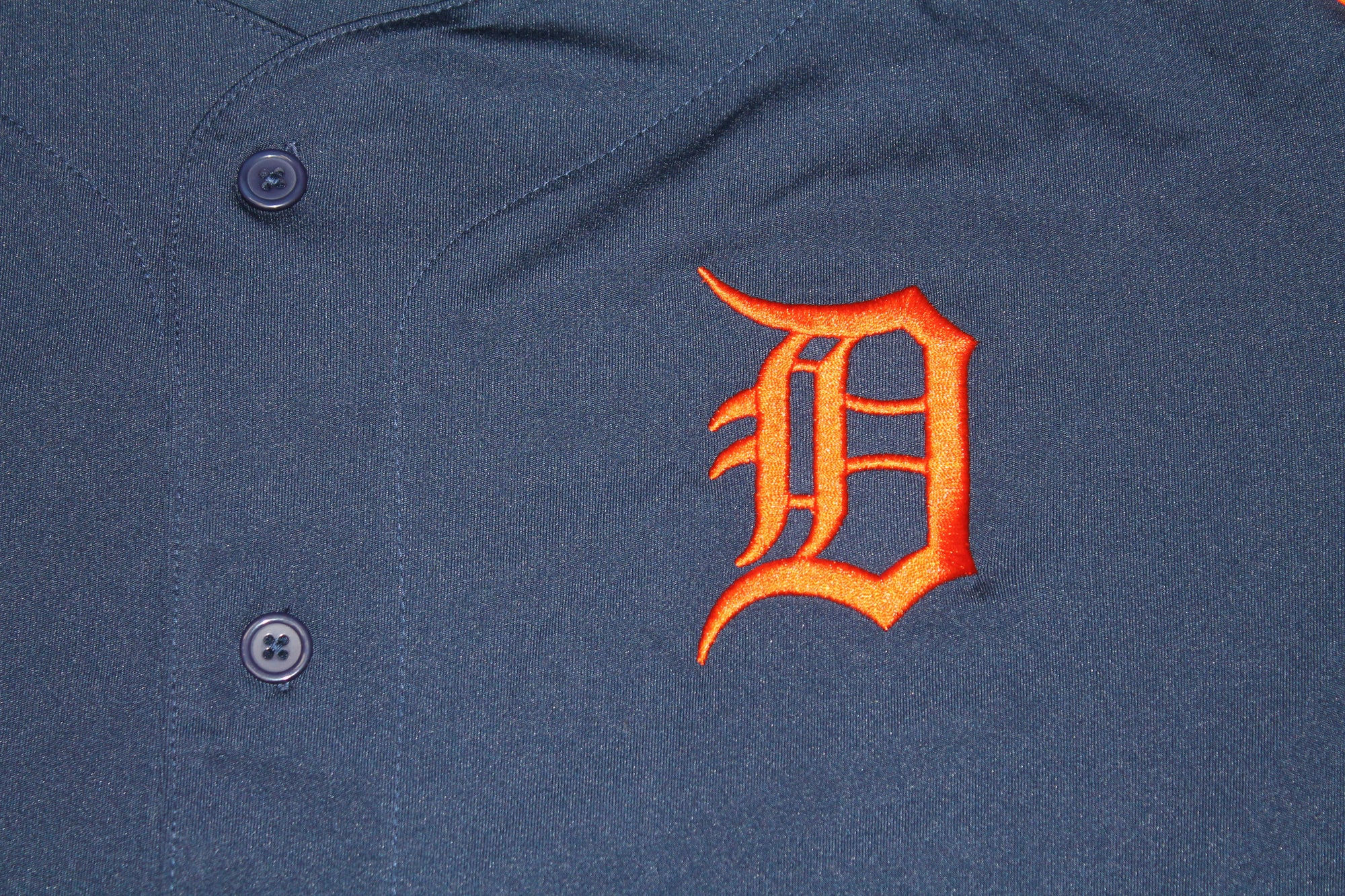 MLB Detroit Tigers Men's Majestic Button Jersey