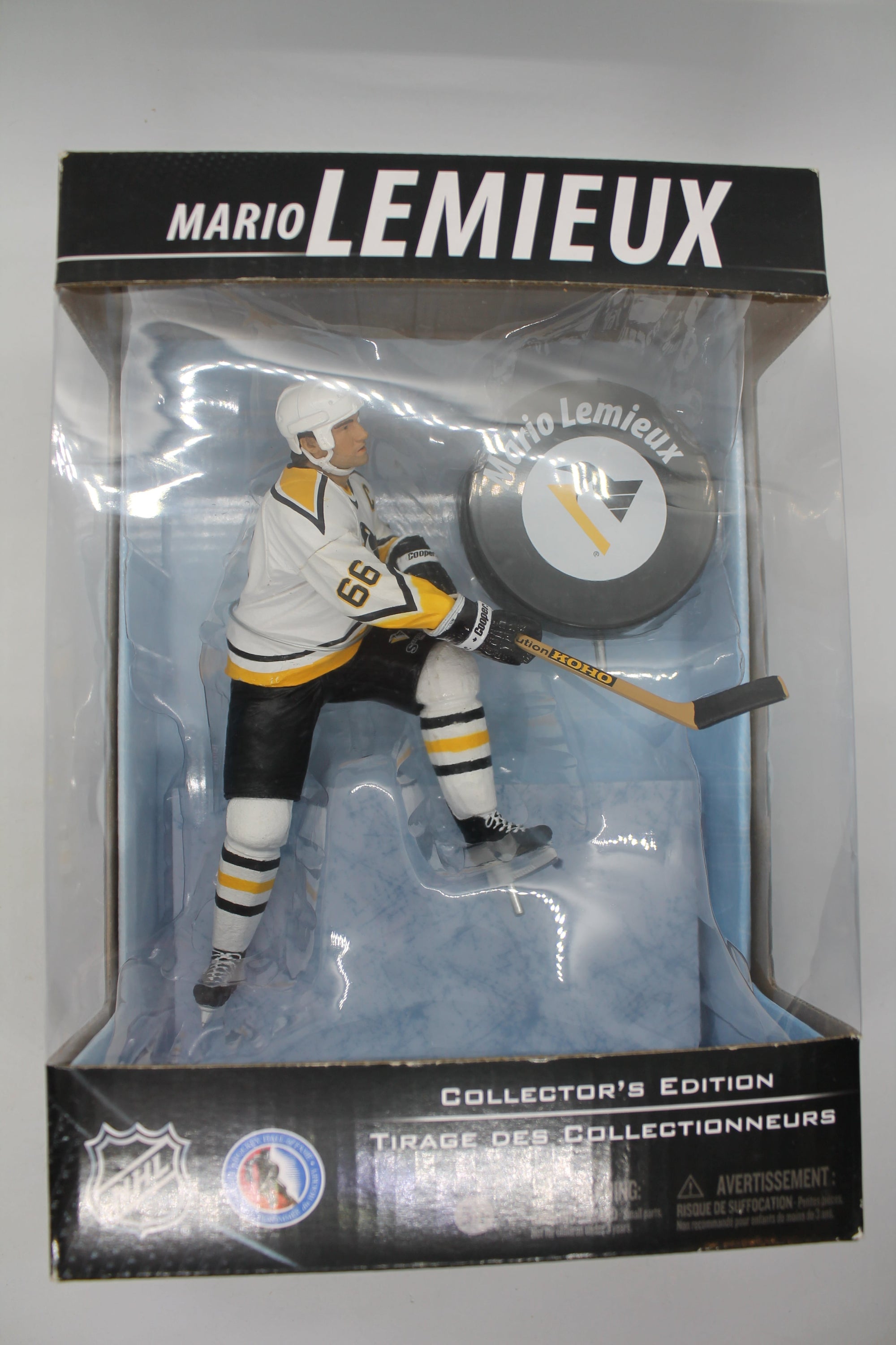 Mario Lemieux Collector's Edition Mcfarlane - Pittsburgh Penguins - White Jersey with Puck
