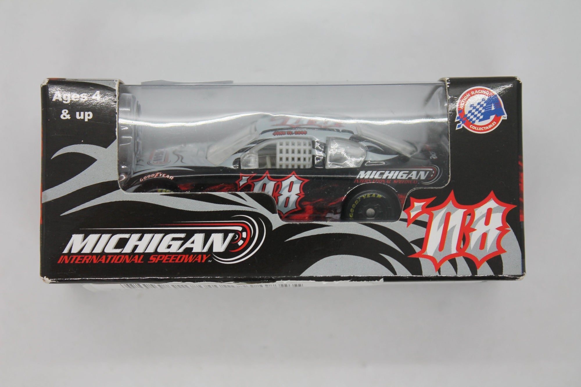 Michigan International Speedway Nascar 2008 1:64 Stock Car