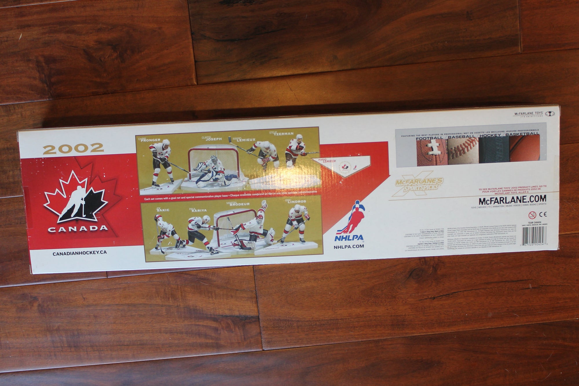 McFarlane's Sport Picks 2002 Team Canada Exclusive 4 Pack Team Set #1