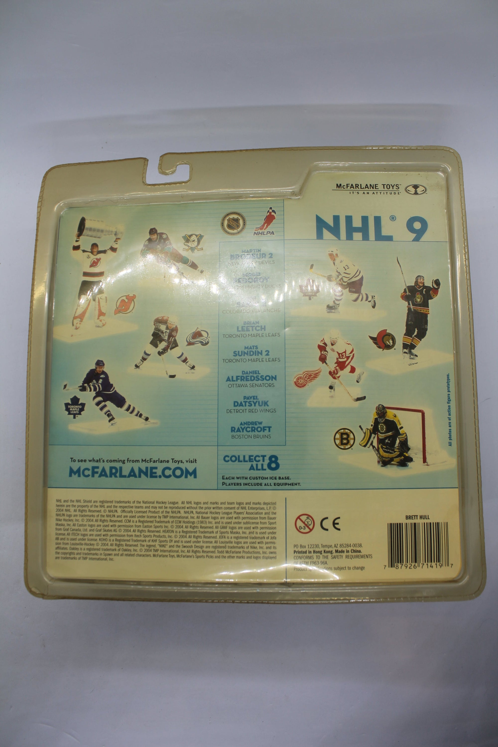 Brett Hull McFarlane NHL 9 - Variant - St. Louis Blues - Yellowed Clamshell