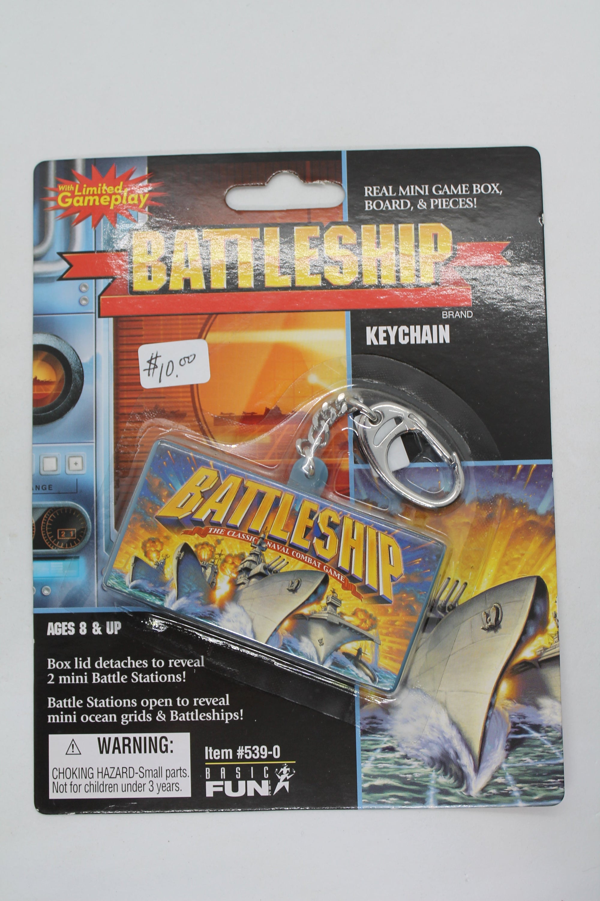 Hasbro - BATTLESHIP Keychain with real mini Game Box, Board and Pieces!