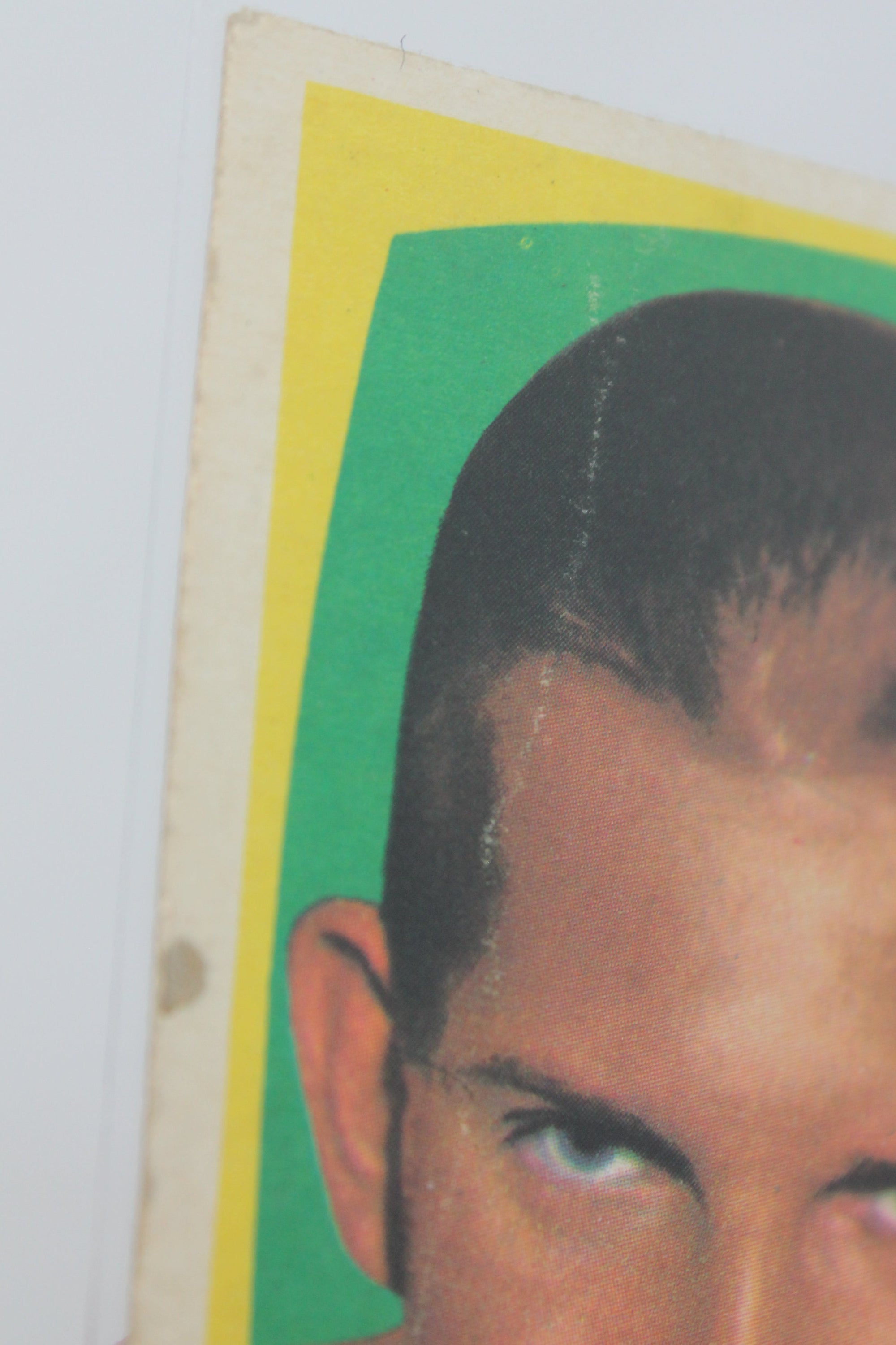 Pat Stapleton 1961-62 Topps Rookie Card - Boston Bruins