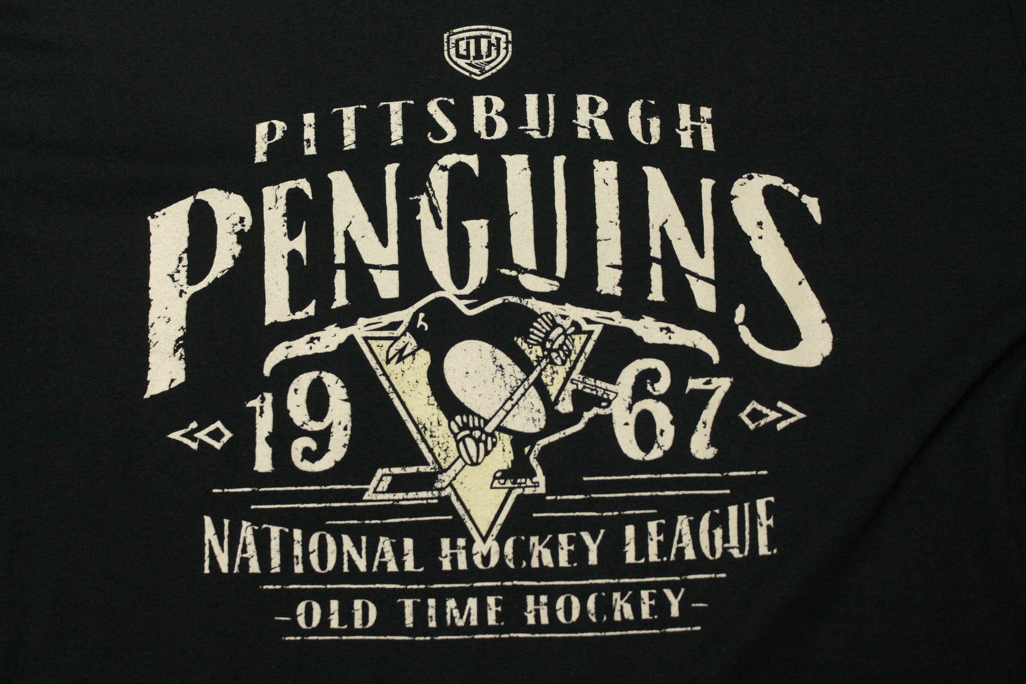 NHL Pittsburgh Penguins Men's Old Tims Hockey Est. 1967 Tee - XXL