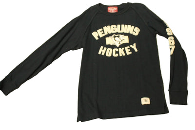 NHL Pittsburgh Penguins Men's Old Time Hockey Longsleeve - Medium