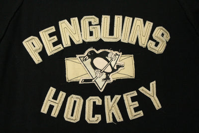 NHL Pittsburgh Penguins Men's Old Time Hockey Longsleeve - Medium