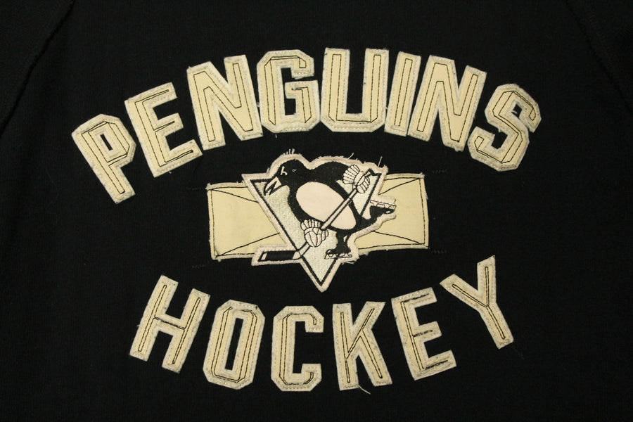 NHL Pittsburgh Penguins Men's Old Time Hockey Longsleeve - Medium