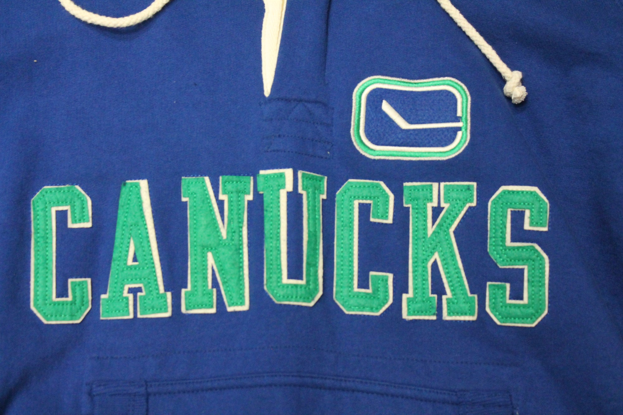 NHL Vancouver Canucks Men's Old Time Hockey Retro & New Logo Hoodie