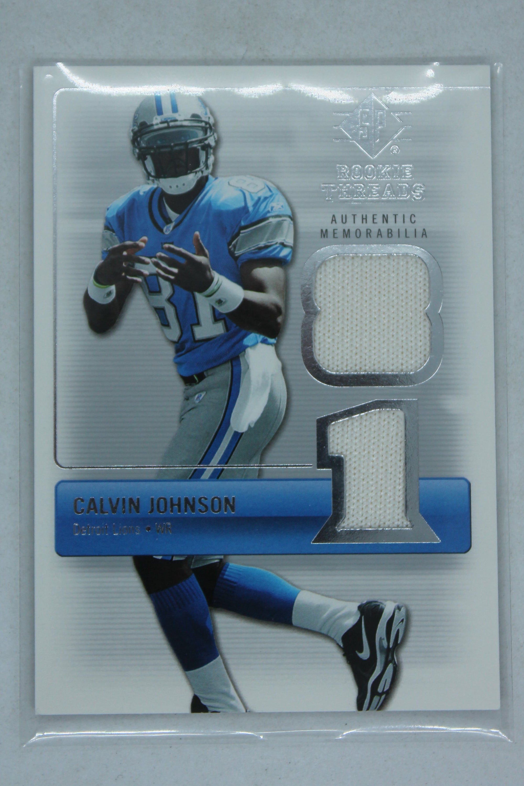 Calvin Johnson  2007 SP Rookie Threads - Authentic Player Worn Patch - RT-CJ  - Rookie Year