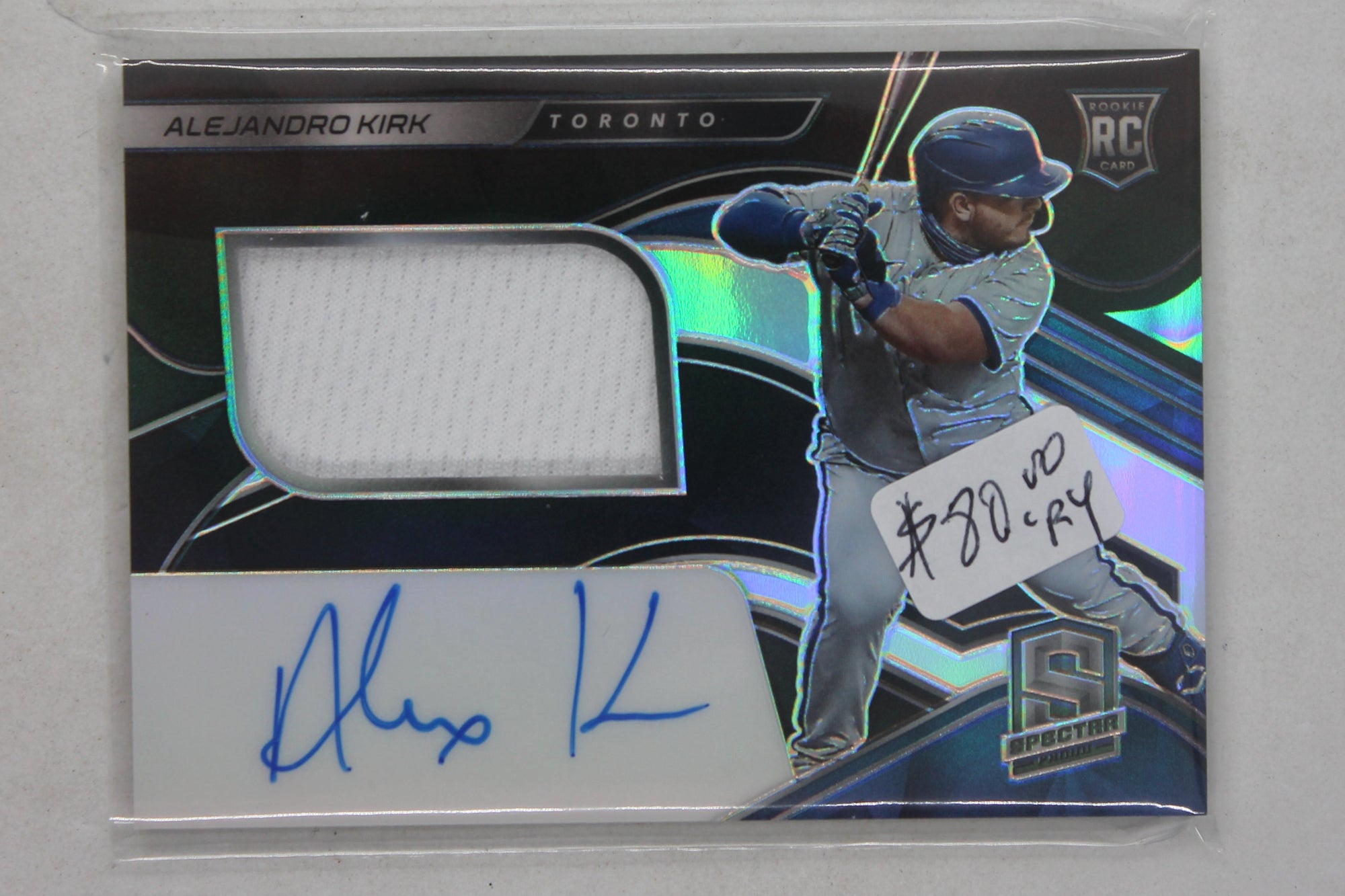 Alejandro Kirk 2021 Panini Spectra Rookie Jersey Autographs Rookie Year Card #163/199
