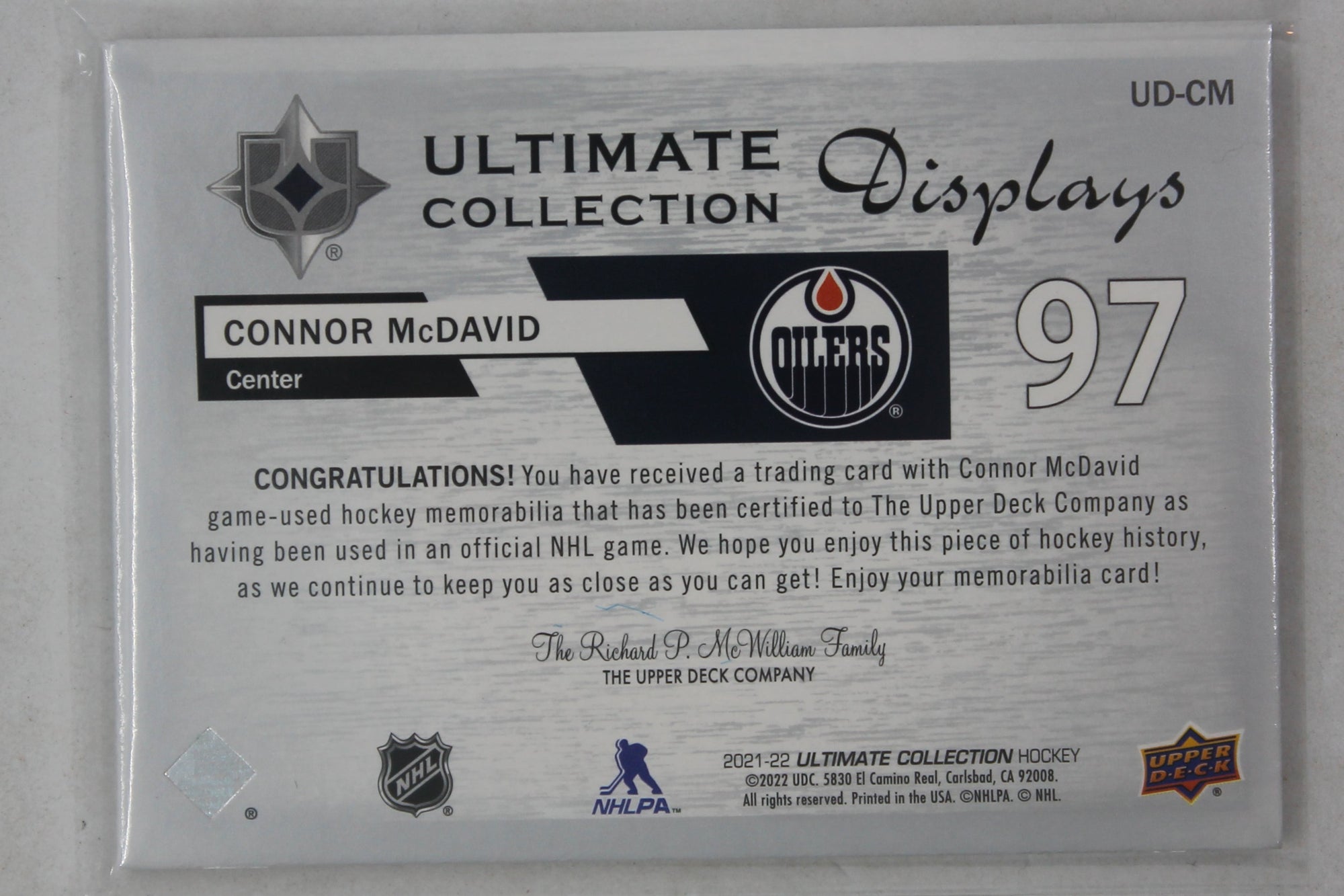 CONNOR McDAVID 2021-22 Ultimate Collection - Ultimate Display Jersey - Jersey Card