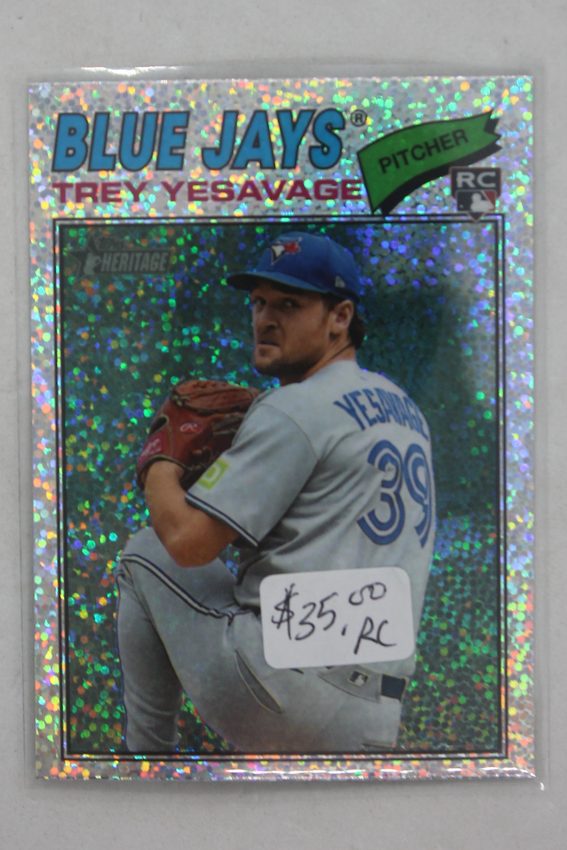 Trey Yesavage 2026 Topps Heritage Chrome Silver Sparkle Refractor Rookie Card