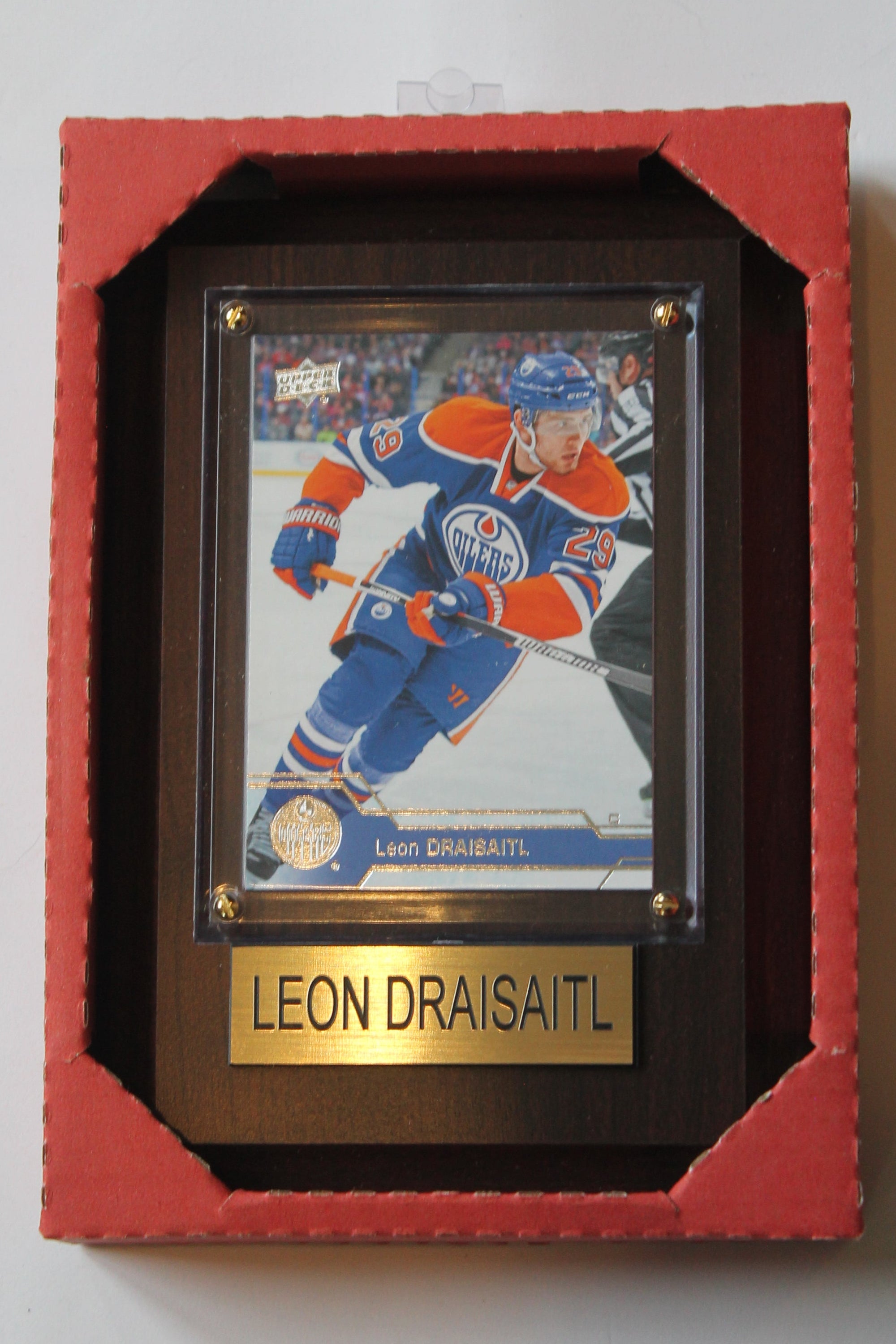 NHL Edmonton Oilers Leon Draisaitl Plaque with Upper Deck Card