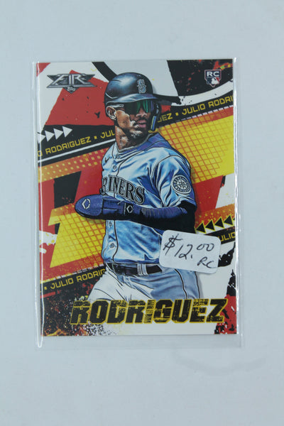 Julio Rodriguez 2022 Topps Fire Rookie Card
