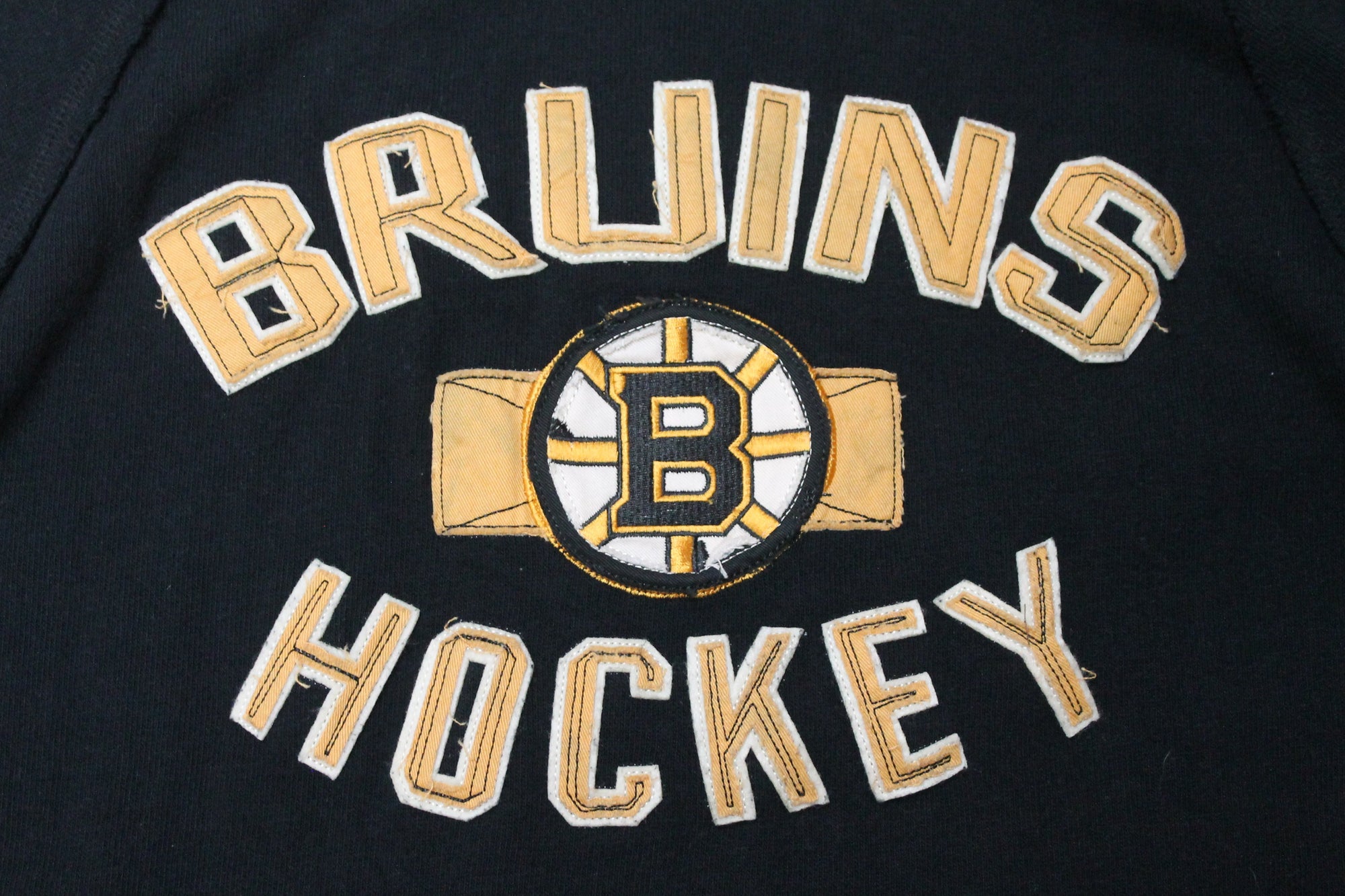 NHL Boston Bruins Men's Old Time Hockey Long Sleeve Tee - Small