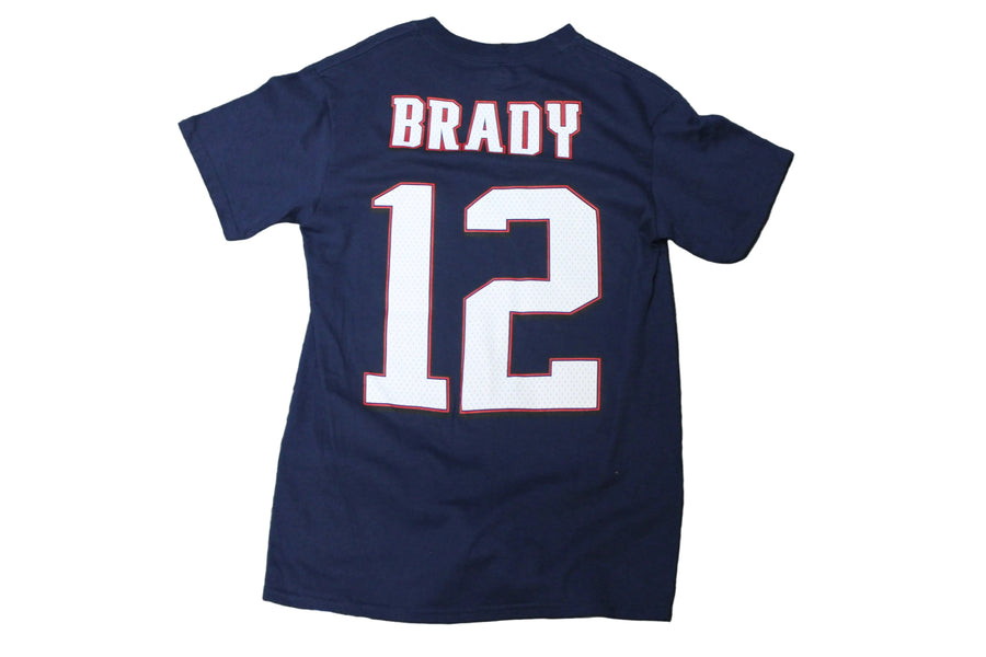 NFL New England Patriots Majestic Men's Tom Brady #12 Name & Number Tee - Small