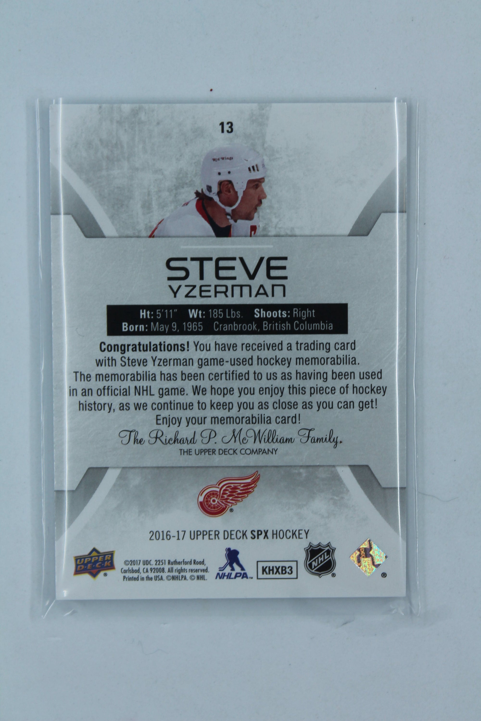 Steve Yzerman  2016-17 SPx - [Base] - Red Material #13 Stars and Legends - HOF