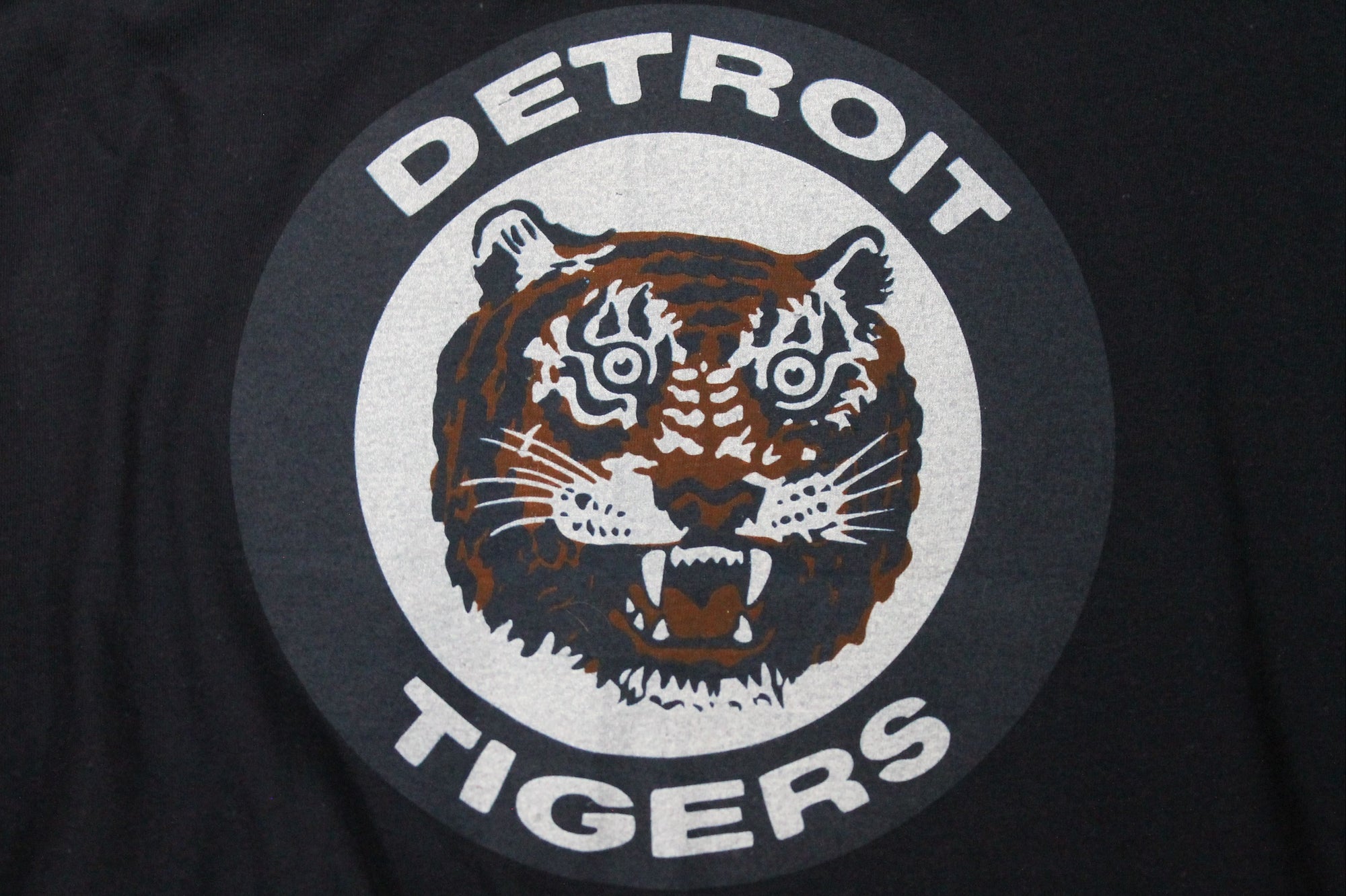 MLB Detroit Tigers Youth Wright & Ditson Vintage Long Sleeve tee