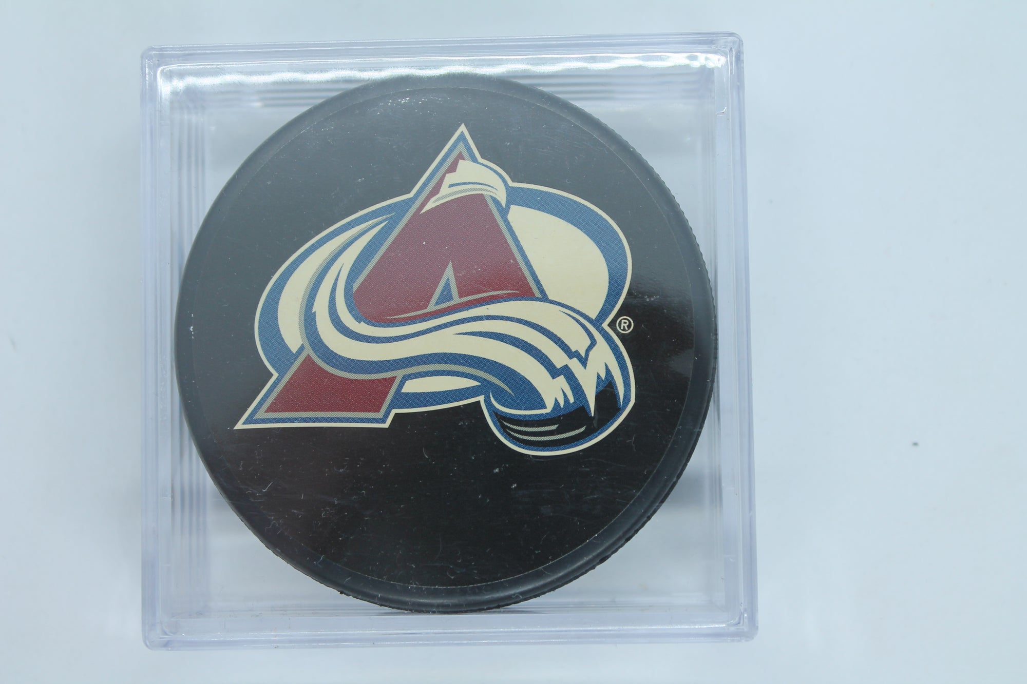 Colorado Avalanche Puck 2008-2009 in Case