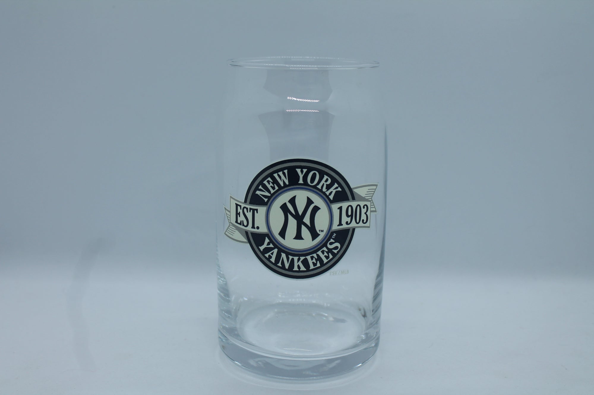 MLB New York Yankees 16 oz Retro Can Glass