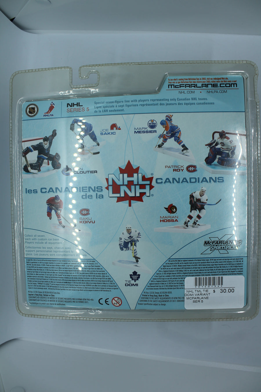 TIE DOMI MCFARLANE - NHL SERIES 5 - TORONTO MAPLE LEAFS - BLUE JERSEY VARIANT