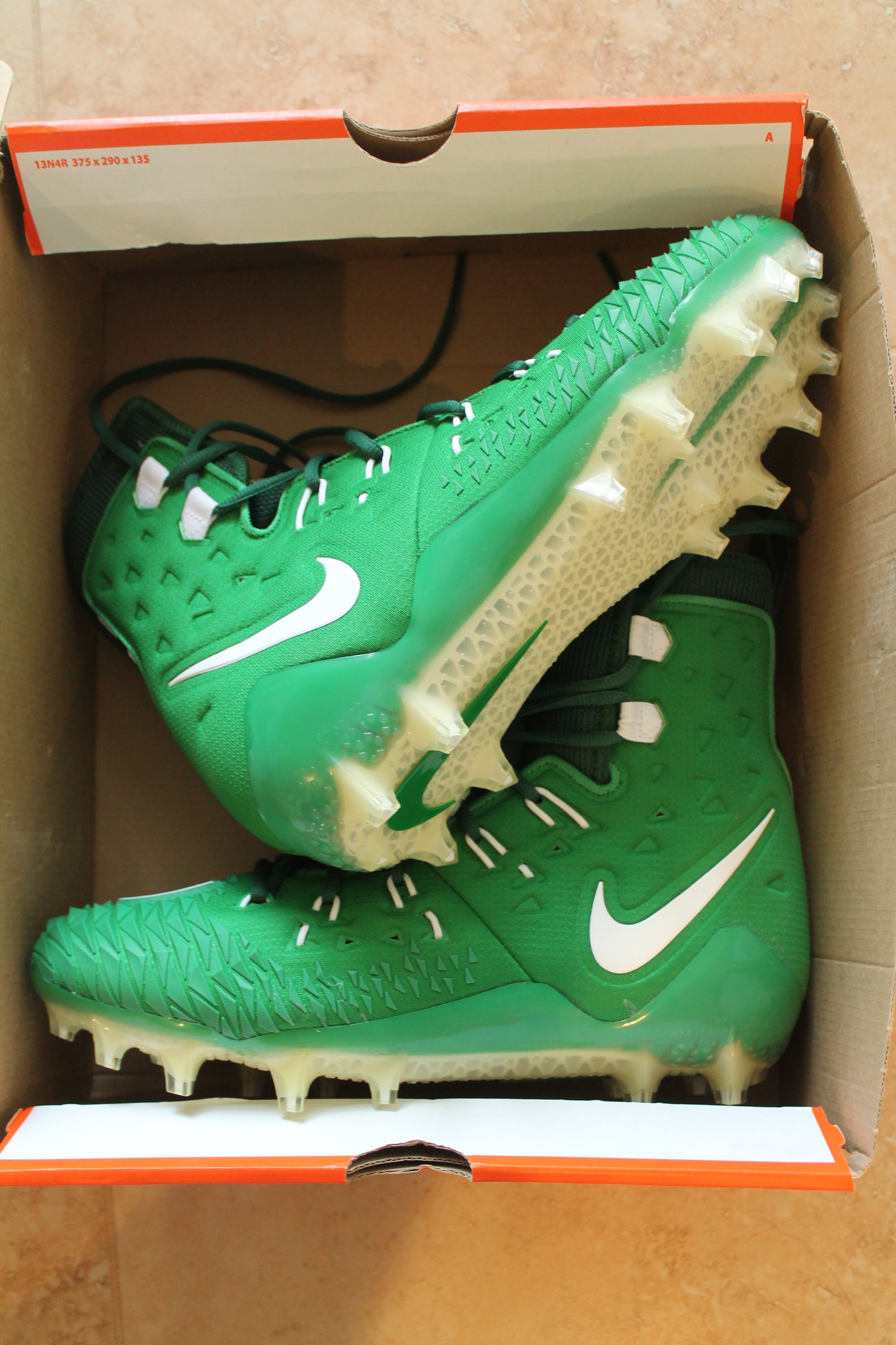 NIKE FORCE SAVAGE ELITE TD FOOTBALL CLEATS -  SIZE 10.5 (Sale)