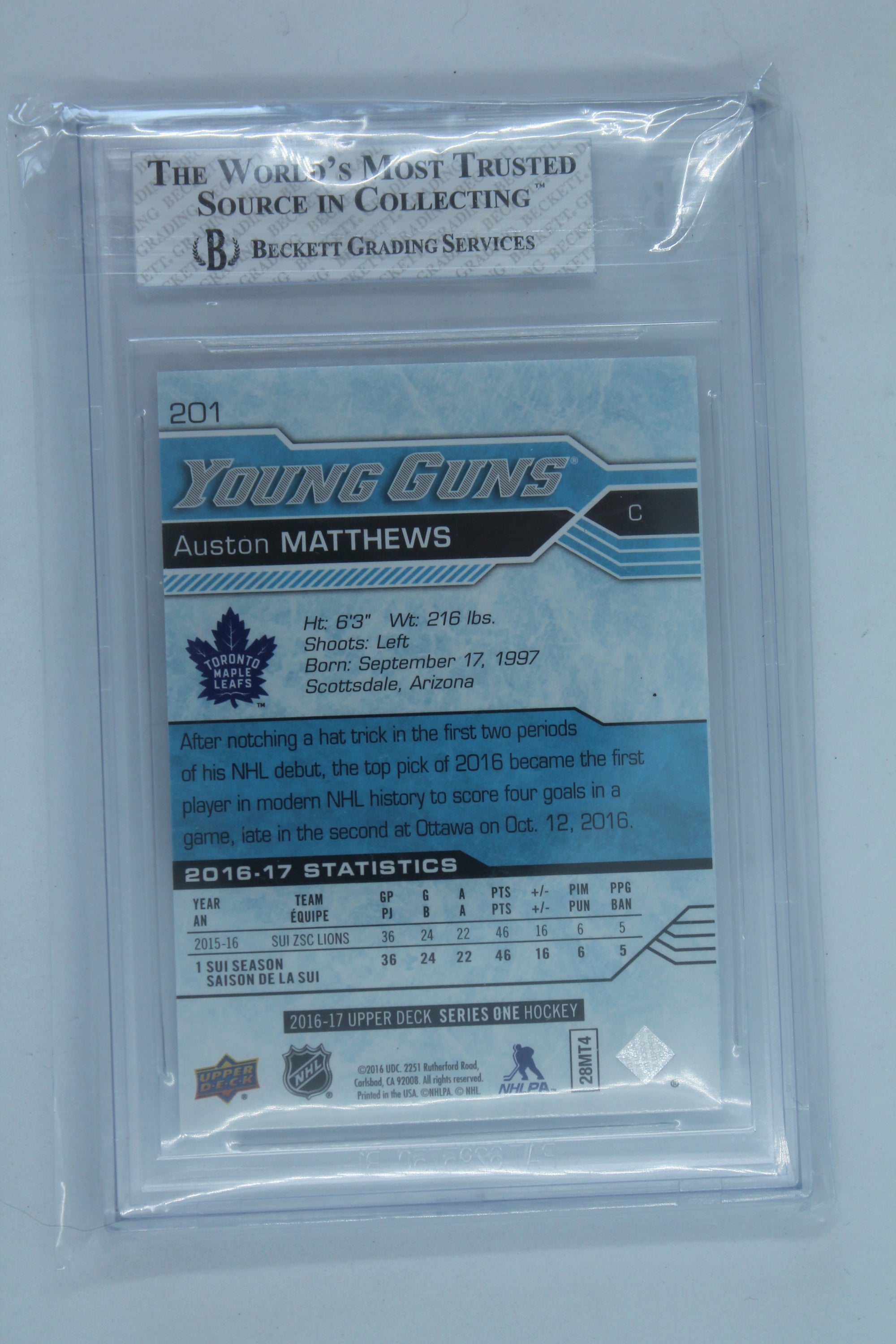 Auston Matthews 2016-17 Upper Deck Young Guns Rookie Card Beckett NM-MT 8