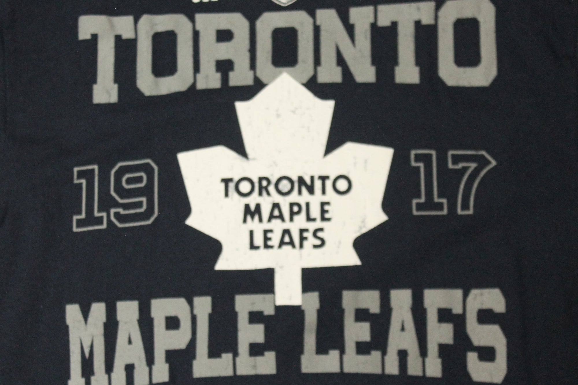 NHL Toronto Maple Leafs Old Time Hockey Men's Zimmer Tee - Medium