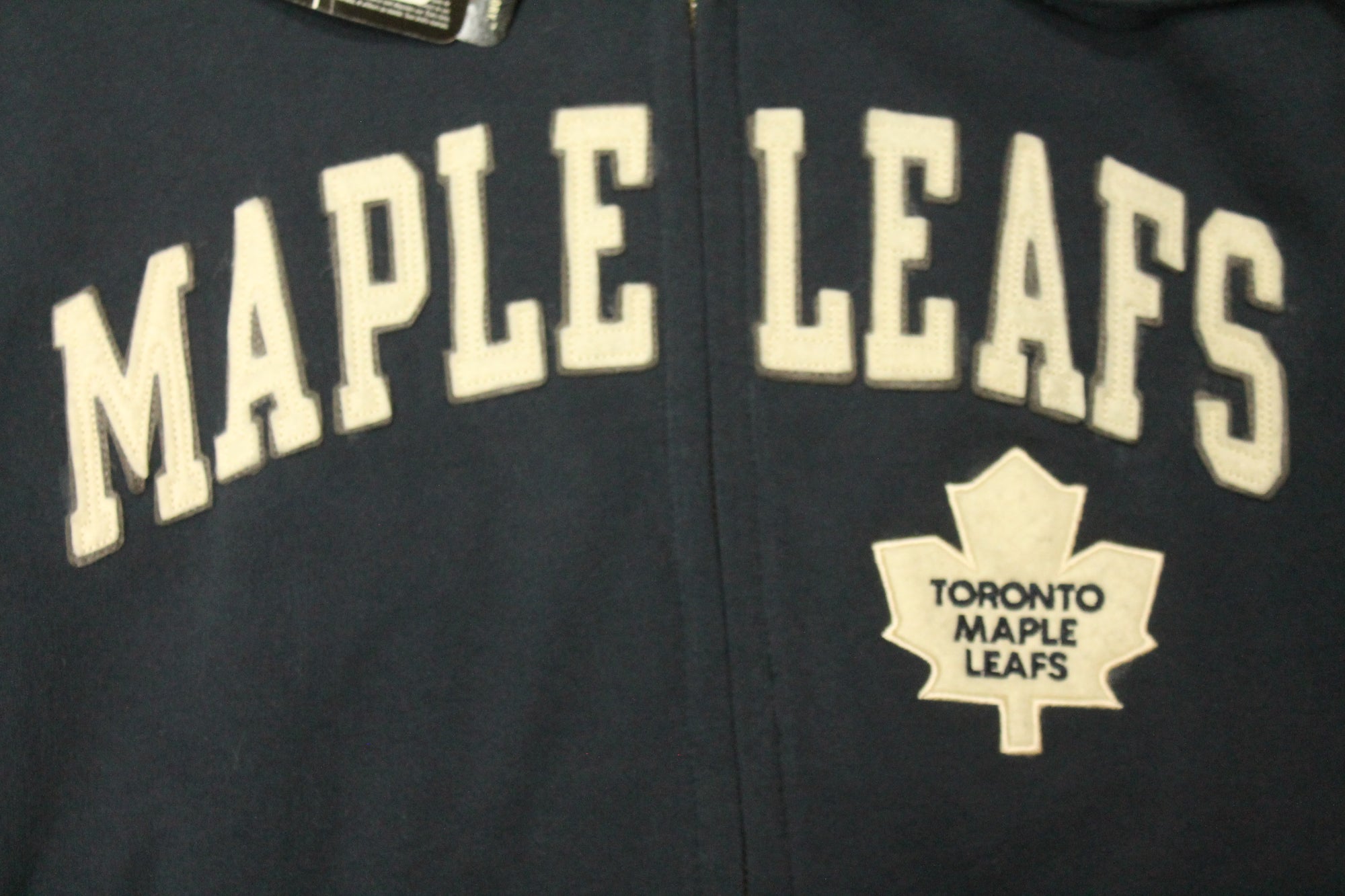 NHL Toronto Maple Leafs Old Time Hockey Men's Loge Collection Zip-Up - Small