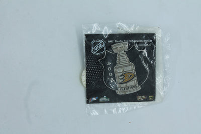 NHL Anaheim Ducks Stanley Cup Collector Pin