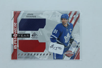 John Tavares 2021-22 UD SP Game-Used - Banner Year Jersey Relics - Jersey Card